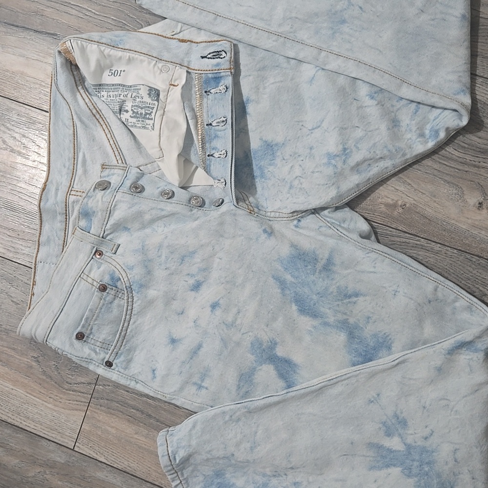Levi 501s